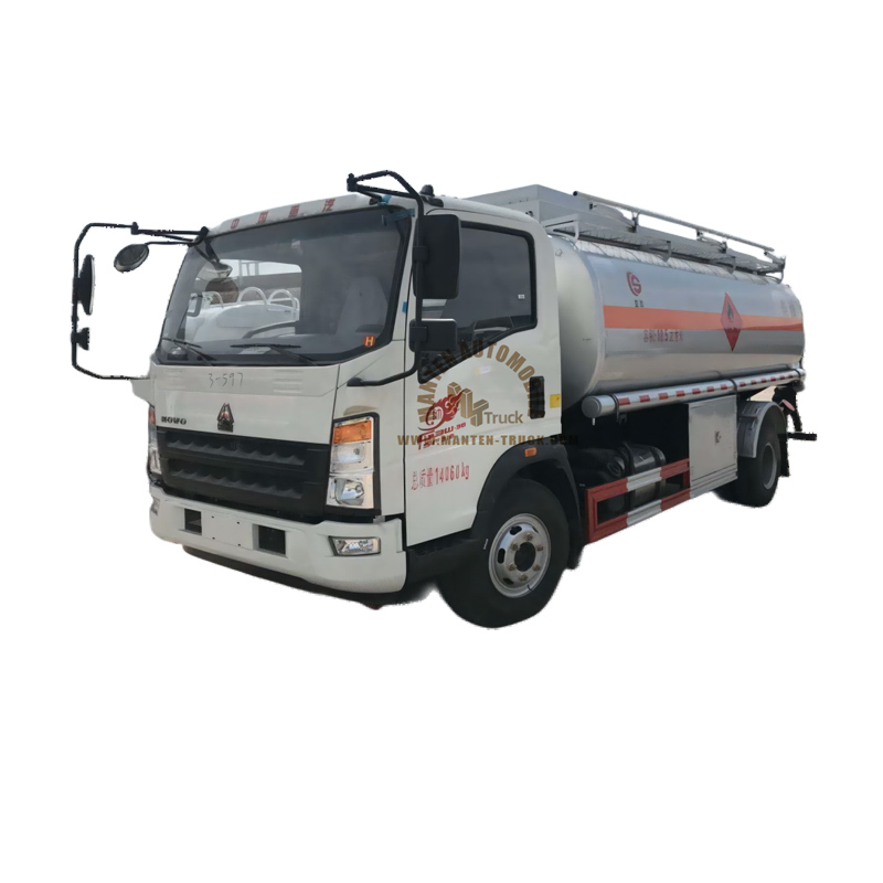 Camion de réservoir de carburant Sinotruk 4x2