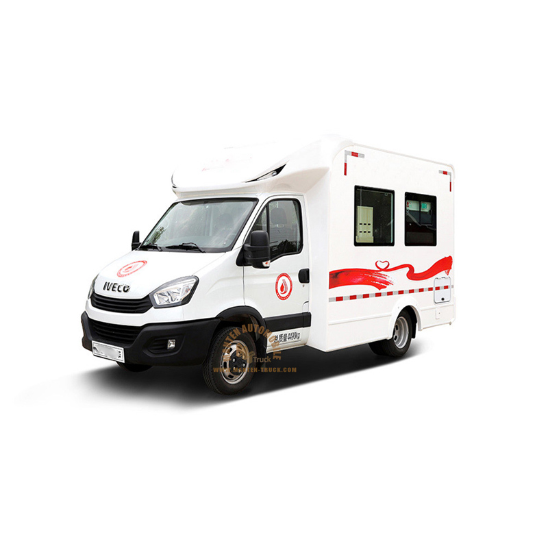 Ambulance Iveco pour moniteur Icu et transit