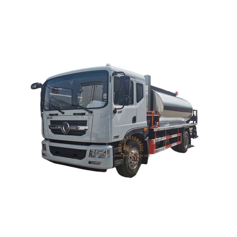 Camion pulvérisateur de bitume Dongfeng 4x2 8cbm
