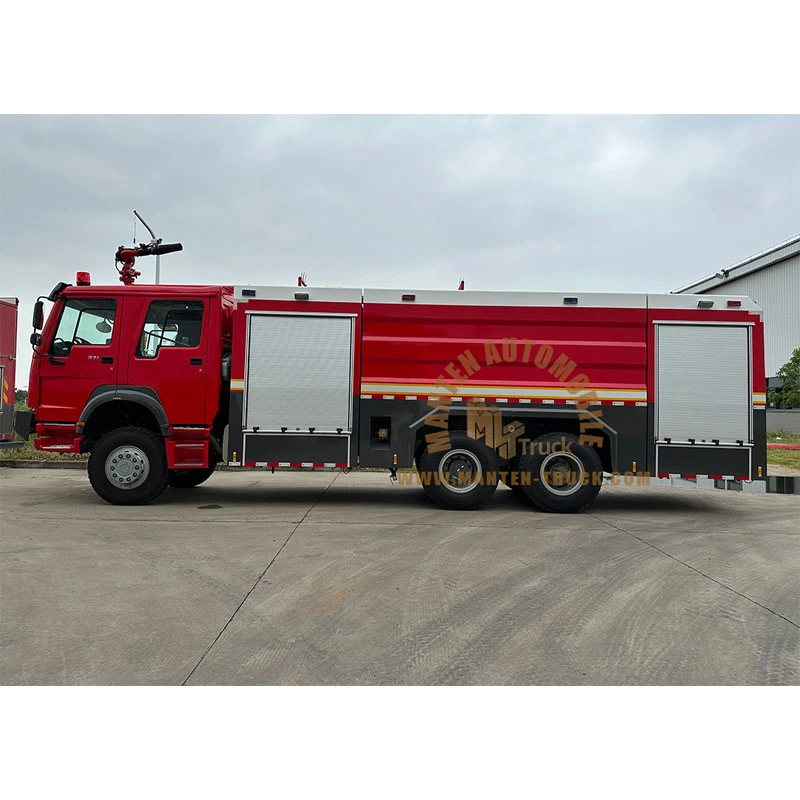 SINOTRUK HOWO 6x6 12ton Airport Fire Engines